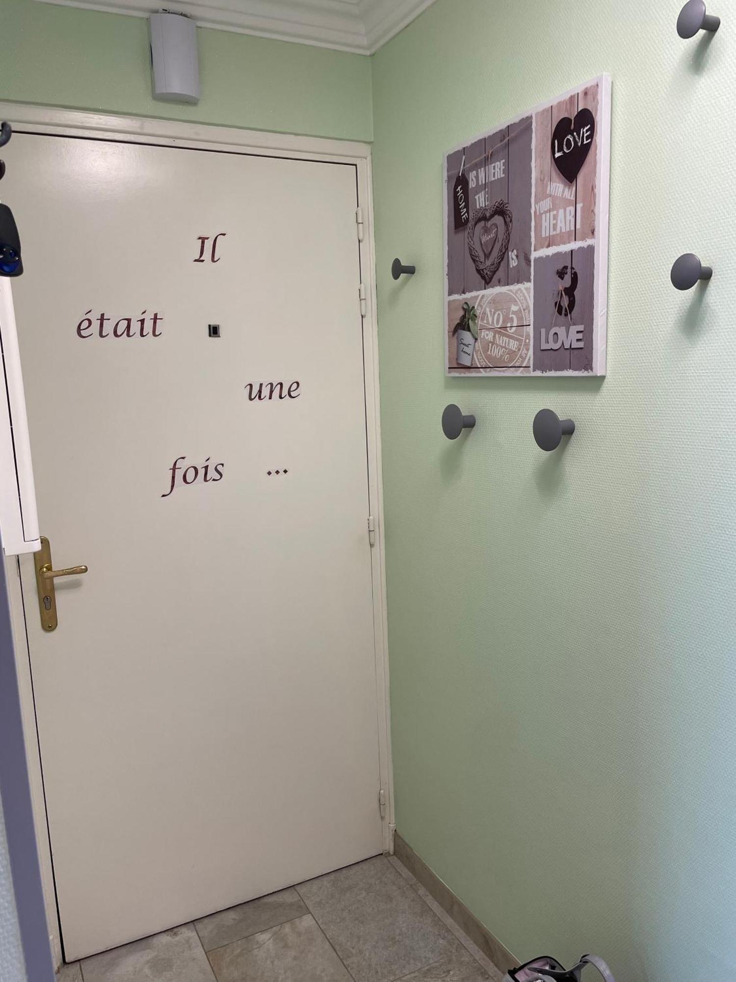 布赖迪讷Les Pieds Dans Le Sable公寓 外观 照片